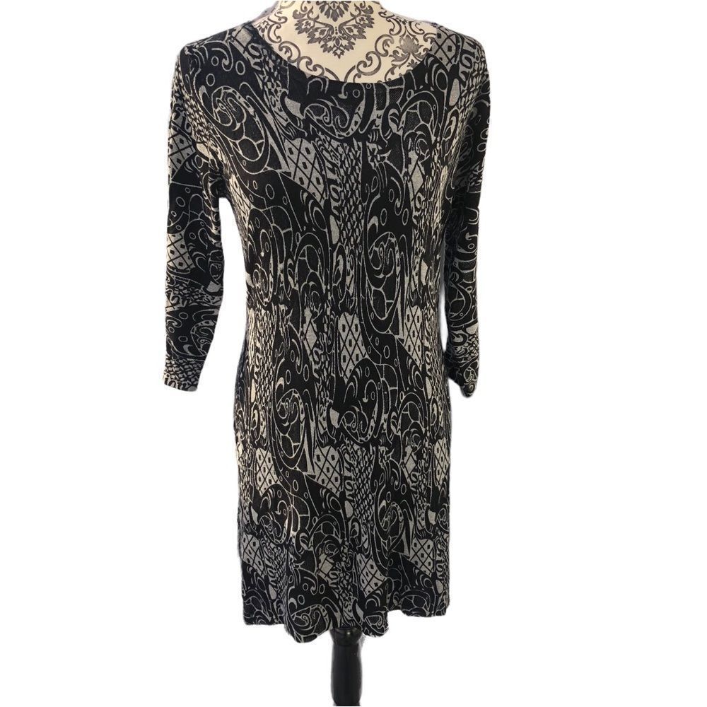 Papillon Black and white dress Size medium